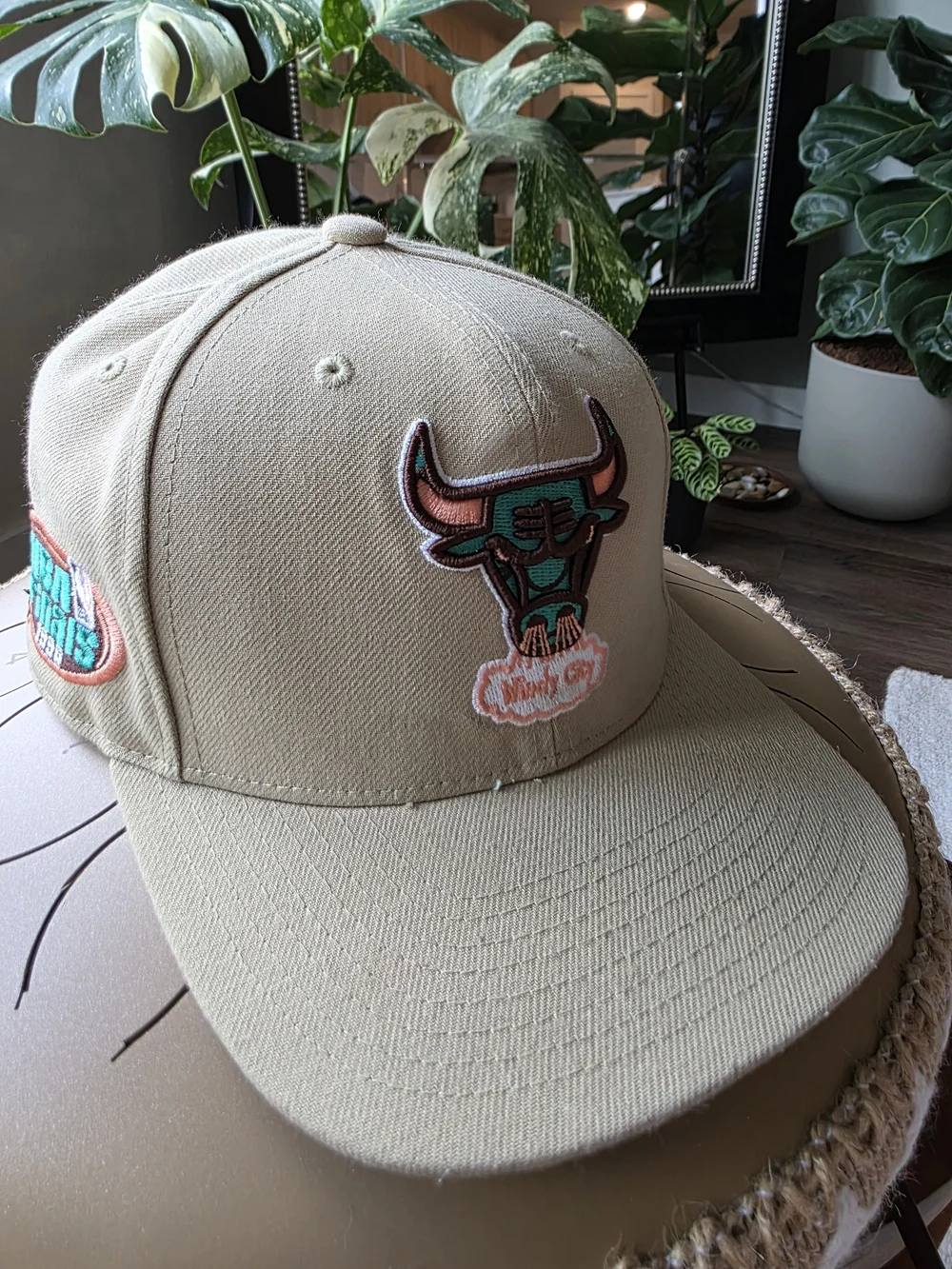 Mitchell & Ness HWC NBA Windy City Logo Fitted Hat 7.5